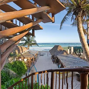 Playa Canek Beachfront Eco 4*, Tulum Mexiko